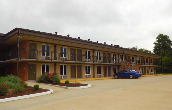 Unique Suites Hotel image 19